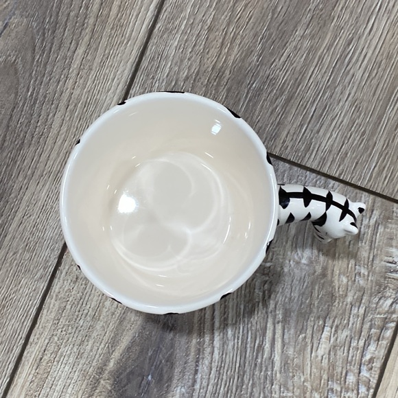 PIER ONE Zebra Coffee Tea Mug - Picture 4 of 7